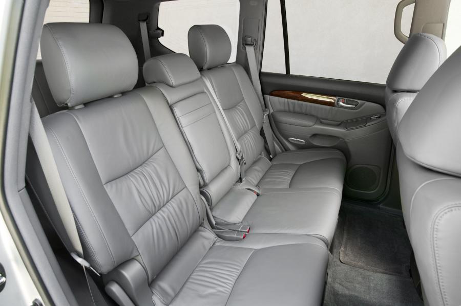  Lexus GX470 2005 года  (фото 21 из 31)
